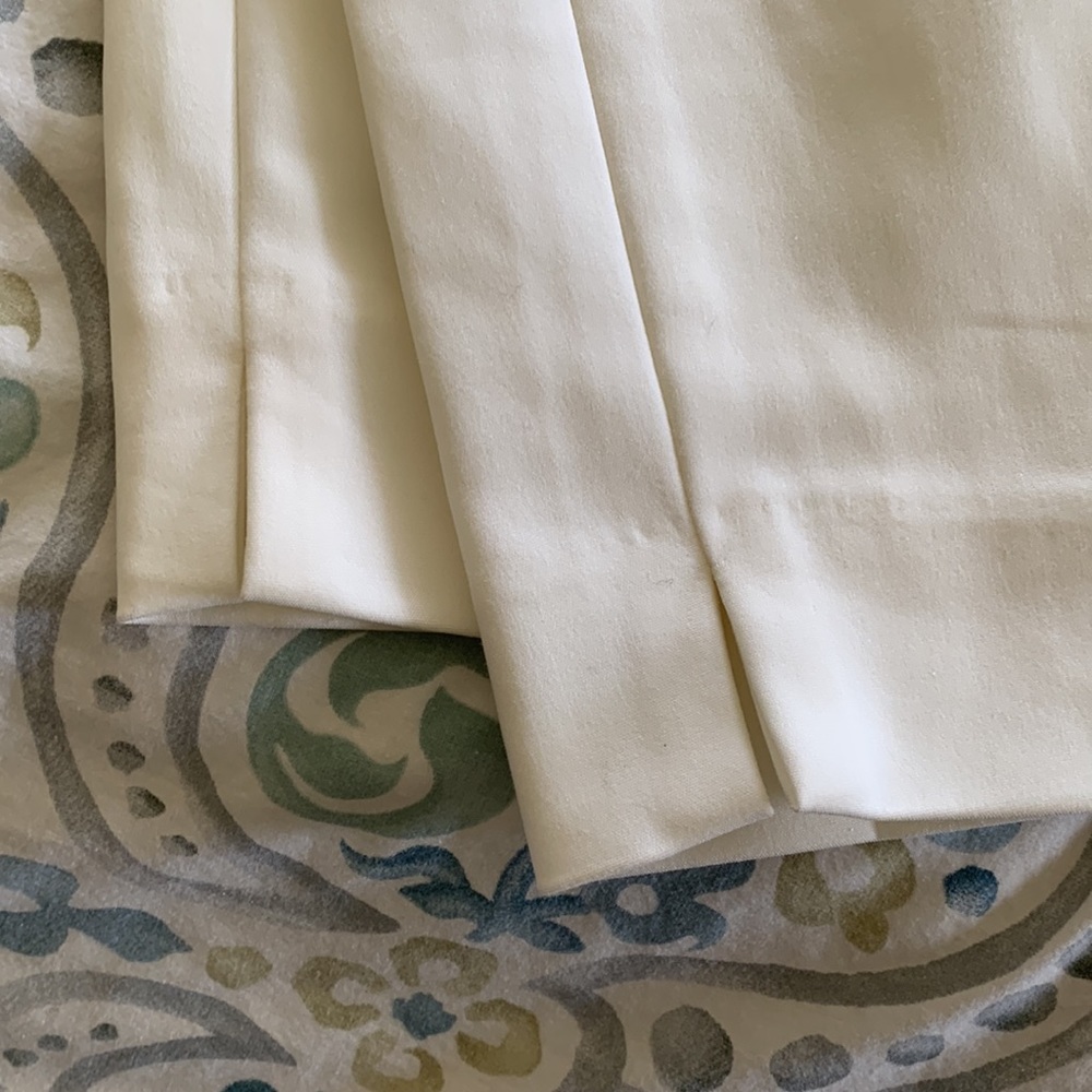 Ellen Tracy ivory pants - Picture 3 of 3